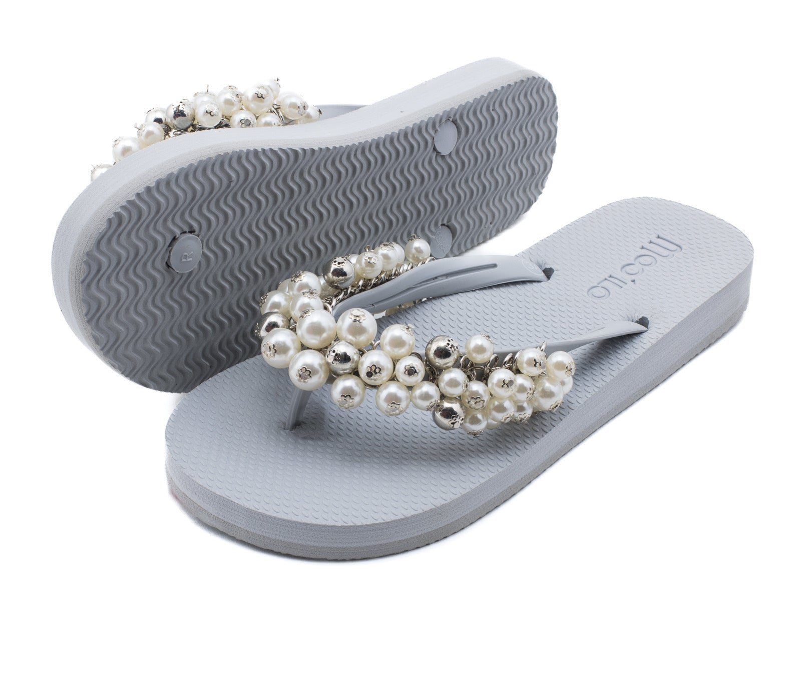 Flip-Flop / Perlen - Grau-Weiß-Silber / B Ware / Farbveränderung in der Sohle