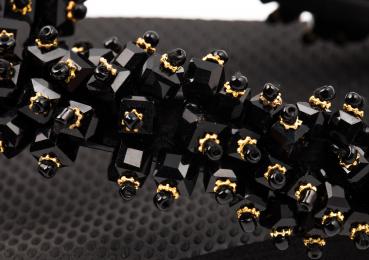 Black - spikes  /  In den Größen 36, 37, 38, 39, 40, 41, 42 verfügbar.