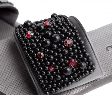 Preview: Bandage - Perlen - Rot - Kunstleder Clutch Preview: Bandage - Perlen - Rot - Kunstleder Clutch