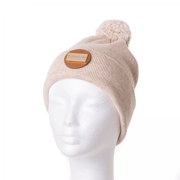 Beige Mütze mit Bommel