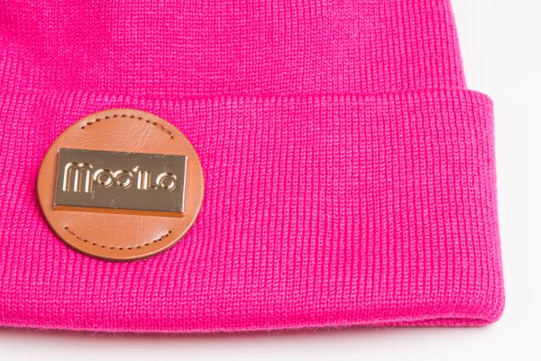 Pink Mütze mit Bommel